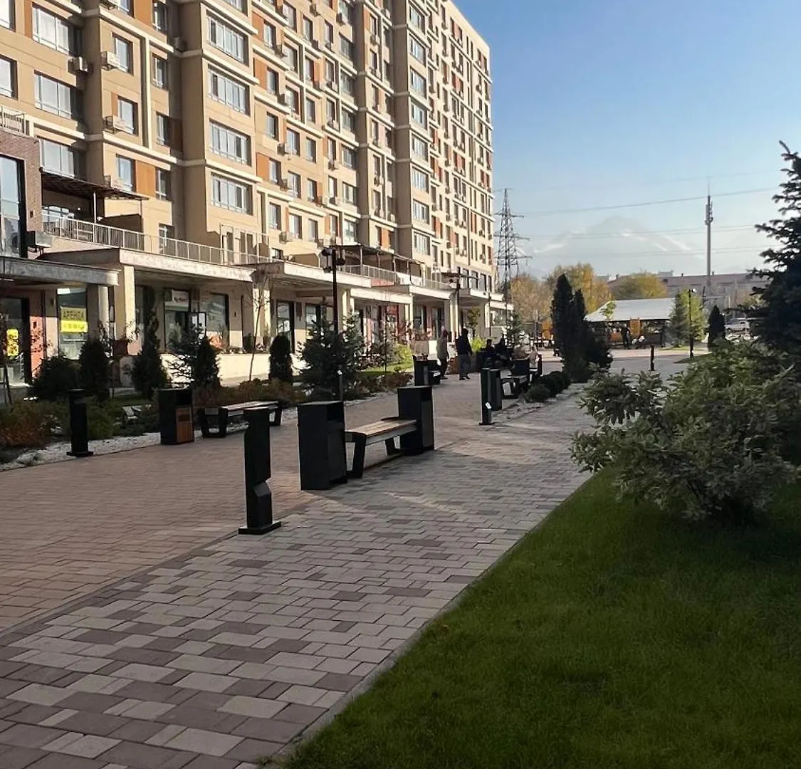 Уютная Квартира В Жк Rams City Almaty